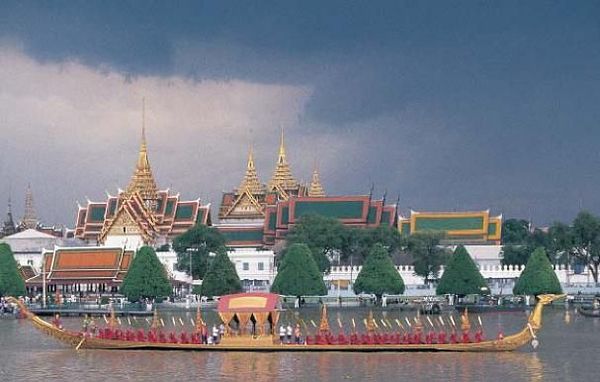 การเห่เรือ