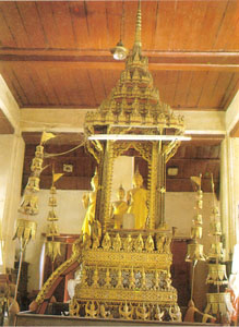 ธรรมาสน์ศาลาการเปรียญ