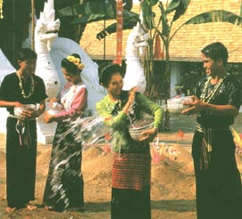สาดน้ำ