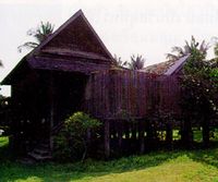 เรือนไม้ถาวรพื้นบ้าน